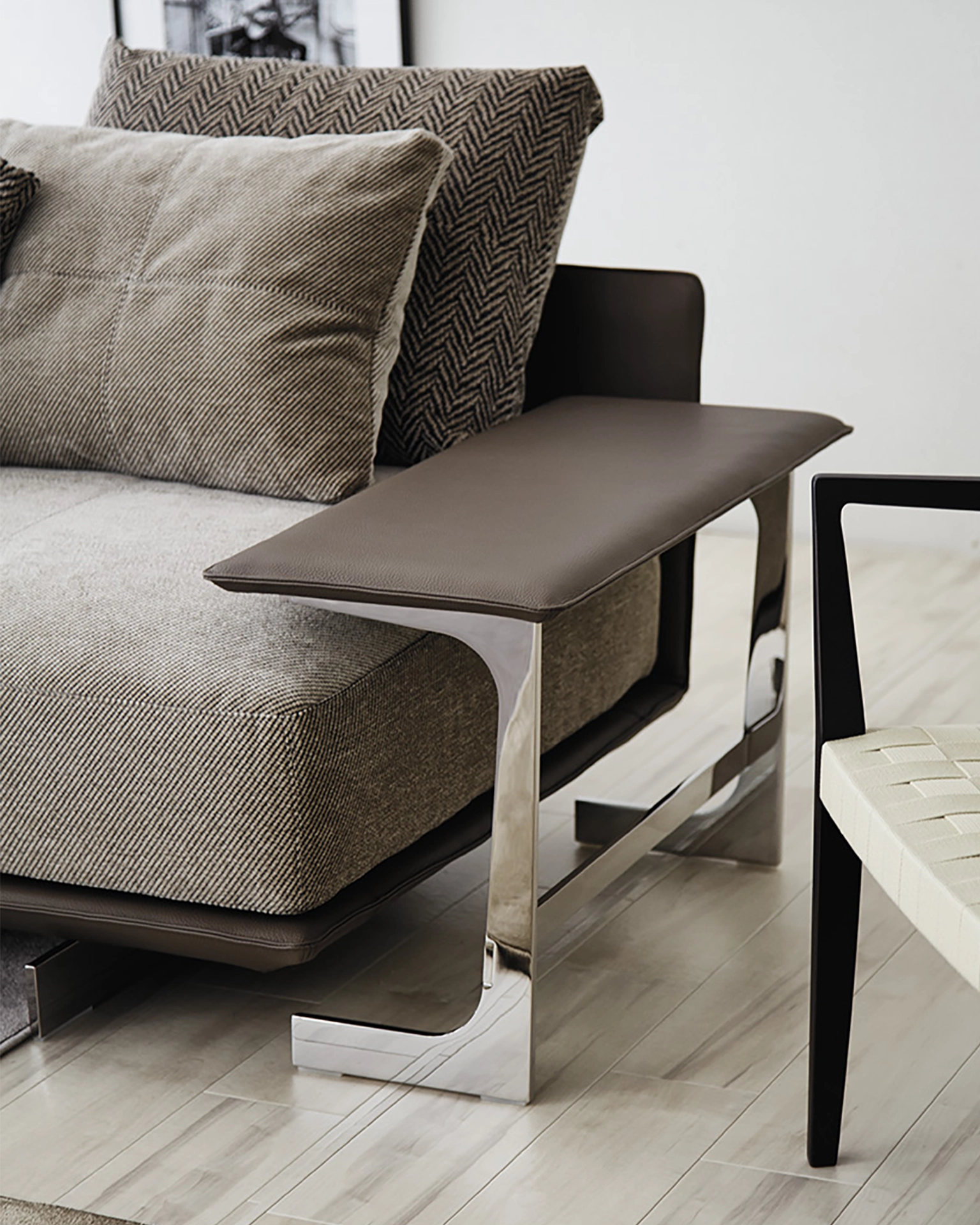 BRERA (living table) | PRODUCTS | arflex（アルフレックス ジャパン）