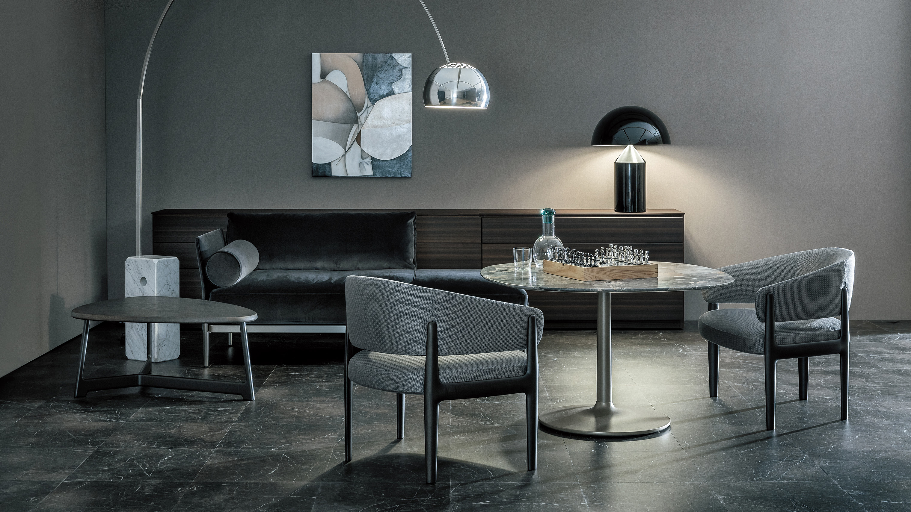 LOUIS LOUNGE